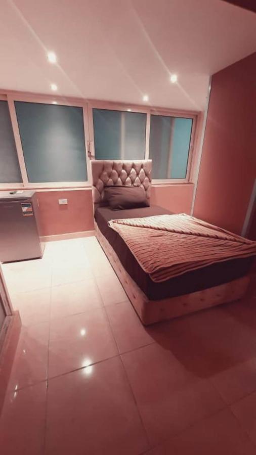 Blue Eyes Hotel Giza ภายนอก รูปภาพ