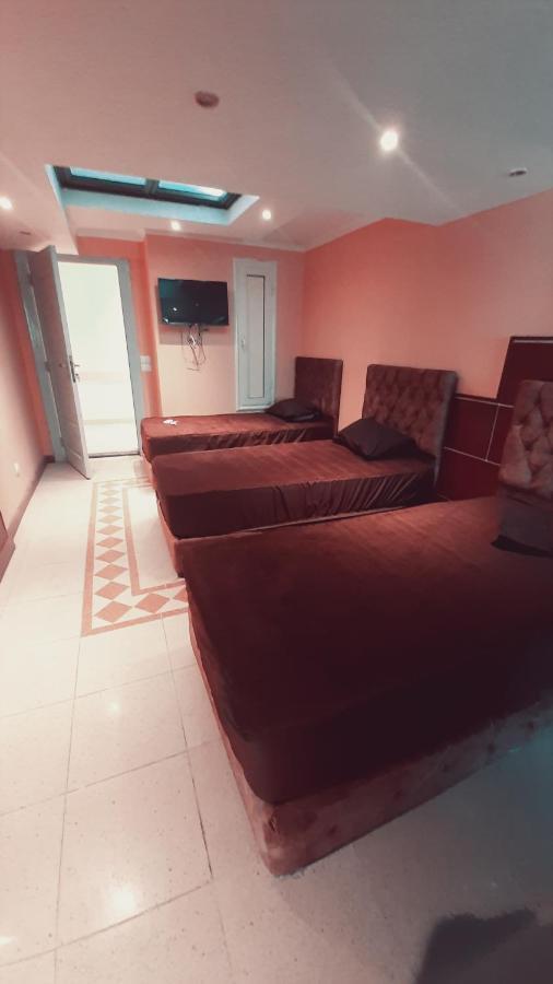 Blue Eyes Hotel Giza ภายนอก รูปภาพ