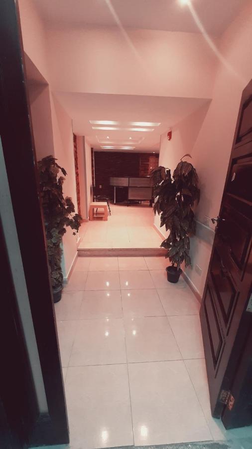 Blue Eyes Hotel Giza ภายนอก รูปภาพ